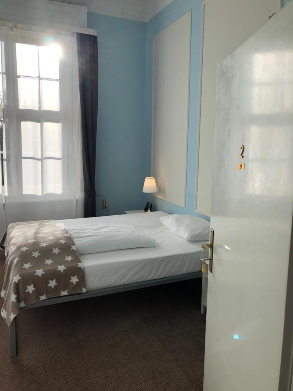 Hotel Fresena Im Dammtorpalais Hamburg Bagian luar foto